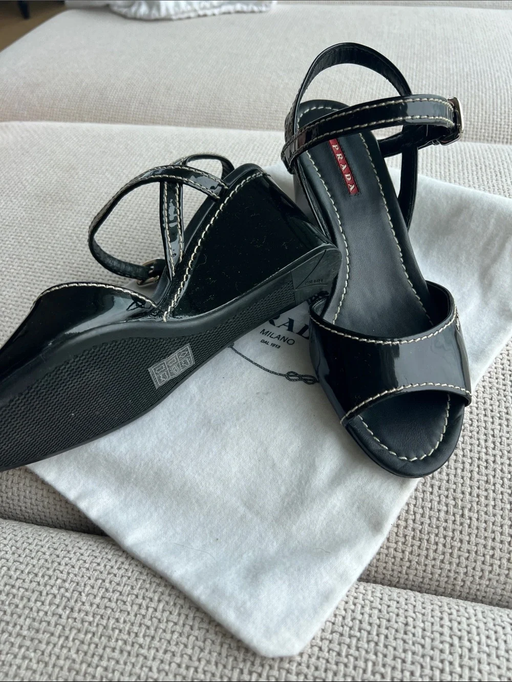 Prada Black Patent Leather Slingback Sandals with White Stitching Sz 37 - Picture 2 of 5